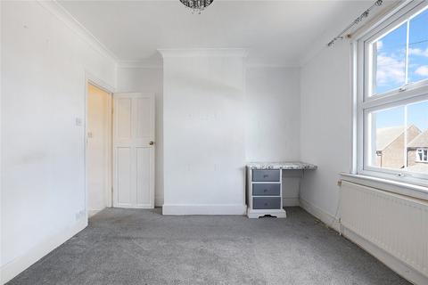 6 Betsham Road, Swanscombe, DA10 0EU