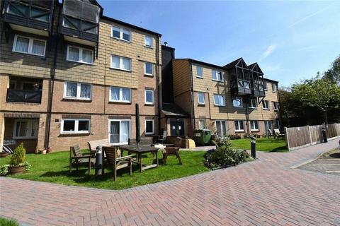 1 bedroom flat for sale, Inglewood, The Spinney, Swanley, Kent, BR8
