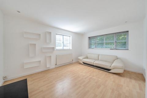 1 bedroom apartment for sale, Sandalwood Drive, Ruislip, Middlesex
