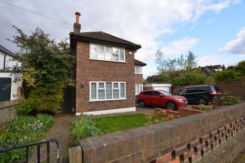 91 Hillview Road, Pinner, HA5 4PB