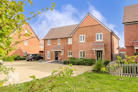 4 bedroom semi-detached house for sale, Narrowleaf Drive, Ringwood, BH24