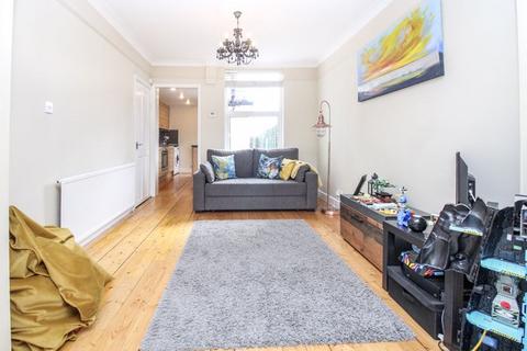 2 bedroom house for sale, Bedford Road, Bedford MK44