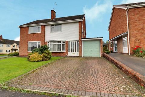 3 bedroom semi-detached house for sale, Wordsworth Avenue, Stafford ST17