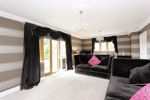 3 bedroom detached house for sale, Gravel Lane, Chigwell IG7