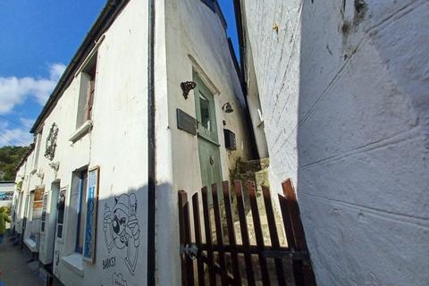 2 bedroom property to rent, Fore Street, Looe PL13