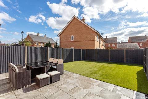 4 bedroom semi-detached house for sale, Hilton Close, Kempston, Bedford, Bedfordshire, MK42