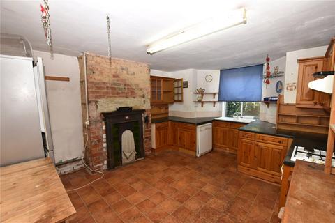 4 bedroom terraced house for sale, Ebberston Terrace, Leeds, West Yorkshire