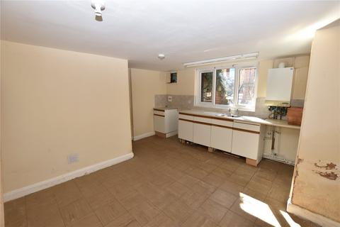 2 bedroom terraced house for sale, Garnet Parade, Leeds, West Yorkshire