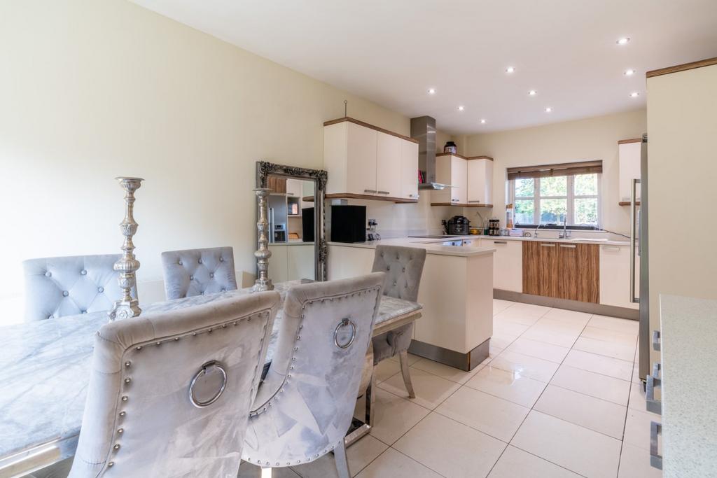 Kitchen / Diner