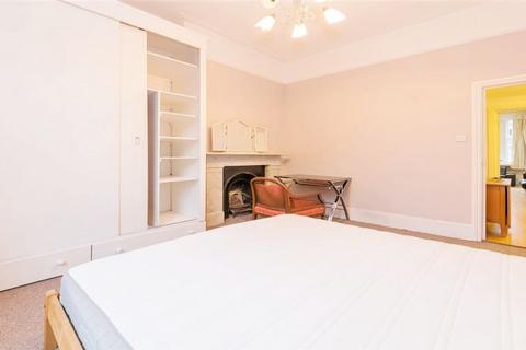 2 bedroom flat to rent, NW6