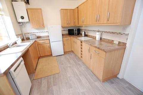 2 bedroom end of terrace house for sale, Ripon Street, Greater Manchester OL6