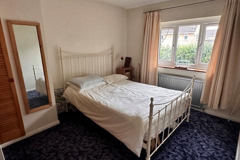 28 Burgess Close, Woodley, Reading, RG5 3LJ