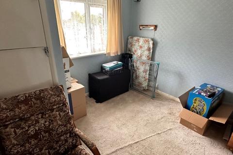 28 Burgess Close, Woodley, Reading, RG5 3LJ