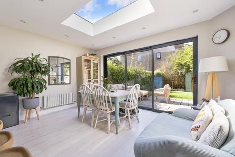 3 bedroom semi-detached house for sale, Vale Road North, Surbiton KT6