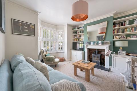 8 Vale Road North, Surbiton, KT6 5AG
