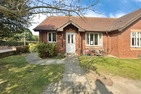 2 bedroom bungalow for sale, The Gatherums, Lincolnshire DN35