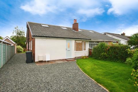 4 bedroom bungalow for sale, Cleveland Way, York YO32