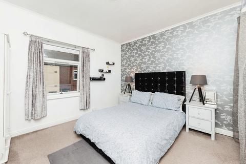 6 Robbins Terrace, Featherstone, Pontefract, WF7 6LN