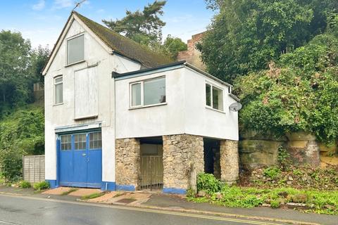 2 bedroom apartment to rent, South Undercliff, East Sussex TN31