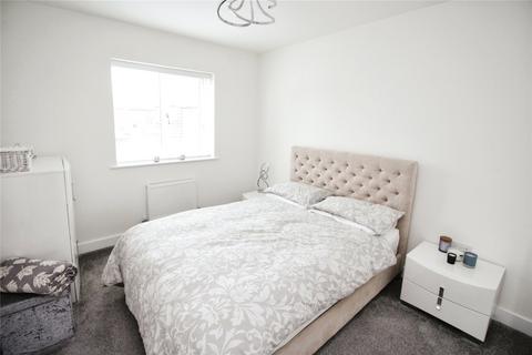 3 bedroom semi-detached house for sale, Wemesford Gardens, Doncaster DN4