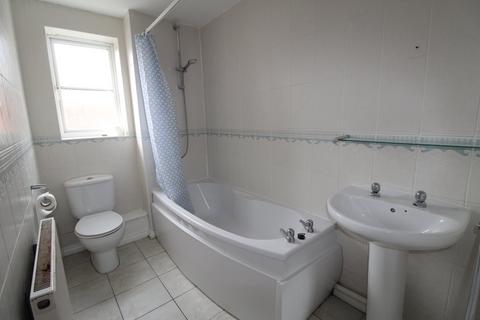 2 bedroom apartment to rent, Wavers Marston, Birmingham B37