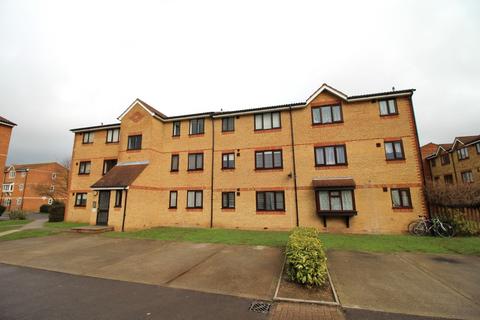 1 bedroom flat to rent, Redford Close, Middlesex TW13