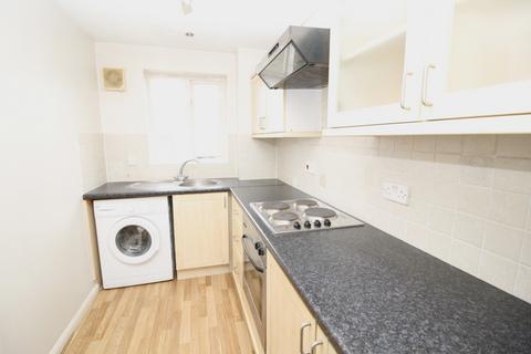 1 bedroom flat to rent, Redford Close, Middlesex TW13