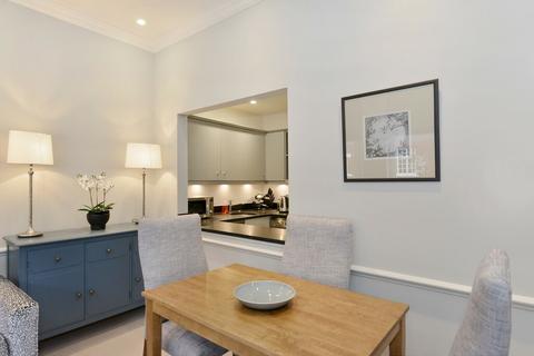 1 bedroom flat to rent, Culford Gardens, Chelsea, SW3