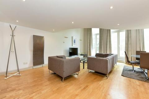 1 bedroom apartment to rent, Earls Court Square, Earls Court, SW5