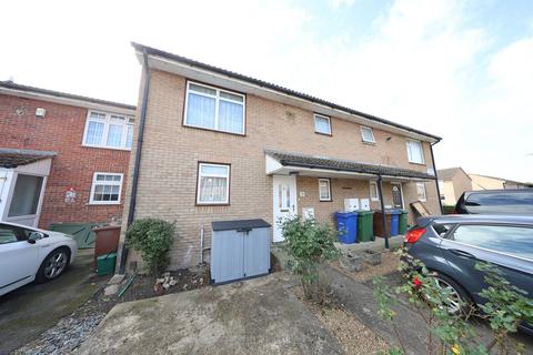 3 bedroom terraced house for sale, Elizabeth Close, Tilbury