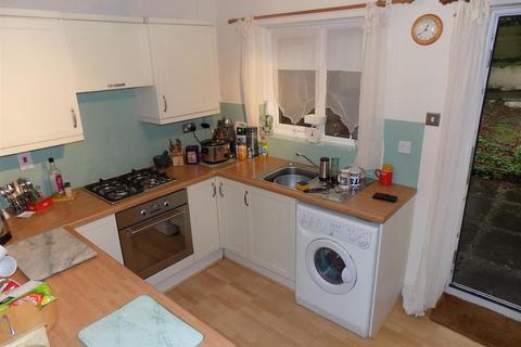 2 bedroom end of terrace house to rent, Ford Close, Ivybridge