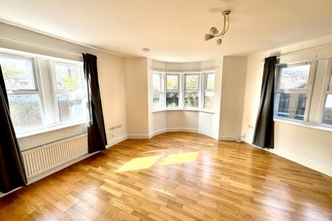 1 bedroom ground floor maisonette for sale, Waverley Road, Plumstead, London, SE18 7TH