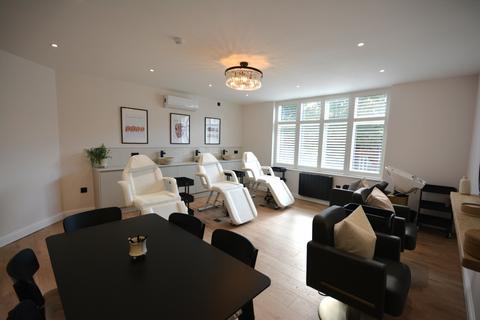 Property to rent, Pro  Skin Clinic, Orrest House, M45 8QN