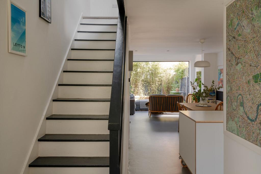 Murchison Road, London E10 3 bed terraced house for sale £700,000