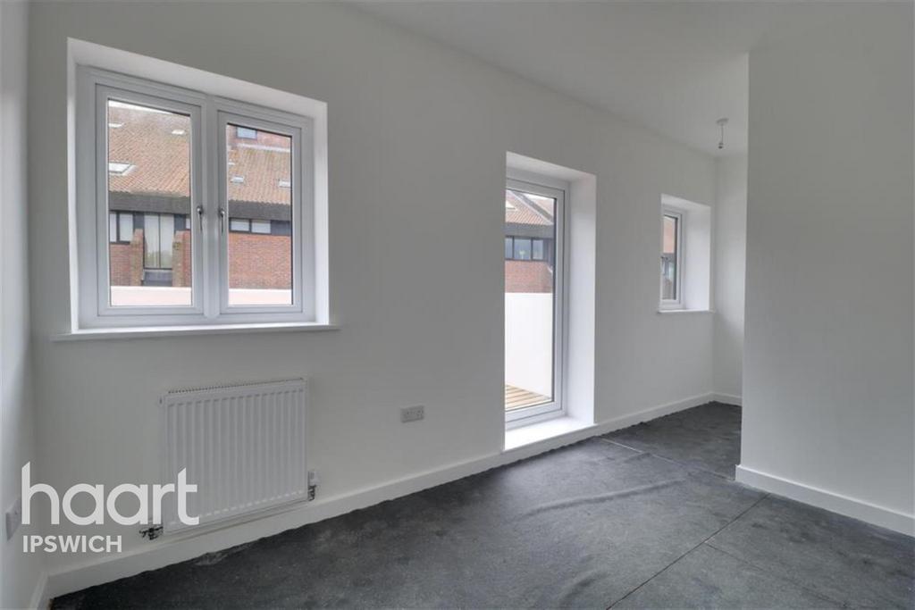Town Centre, Ipswich 1 bed flat to rent £900 pcm (£208 pw)
