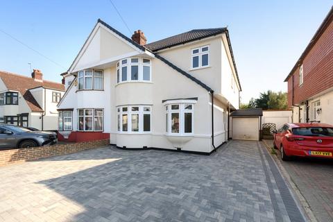 84 Hurst Road, Sidcup, DA15 9AF