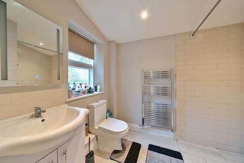 8b Allfoxton Road, Bristol, BS7 9NJ