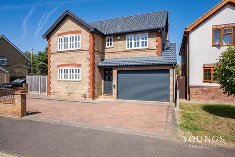 4 bedroom detached house for sale, Papenburg Road, Canvey Island, SS8