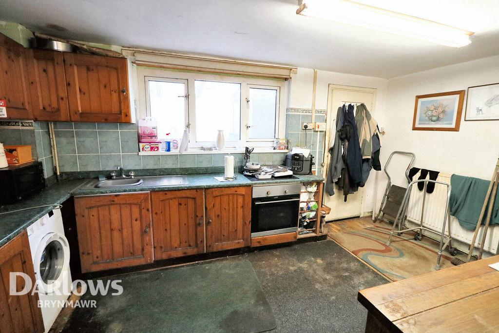 Brynawelon, Nantyglo 3 bed semidetached house for sale £60,000