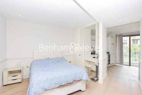 1 bedroom apartment to rent, Queens Wharf, Crisp Road W6