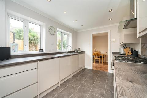146 Spring Lane, Hemel Hempstead, HP1 3QX