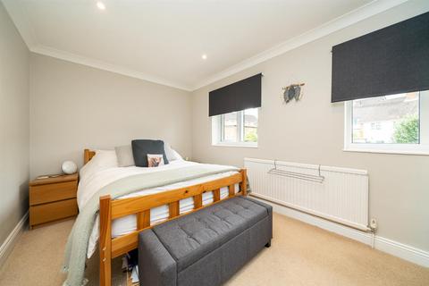 146 Spring Lane, Hemel Hempstead, HP1 3QX