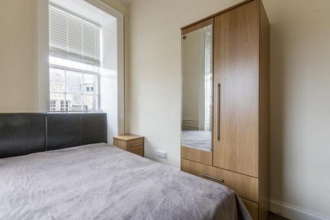undefined, 45P – High Street, Edinburgh, EH1 1TB