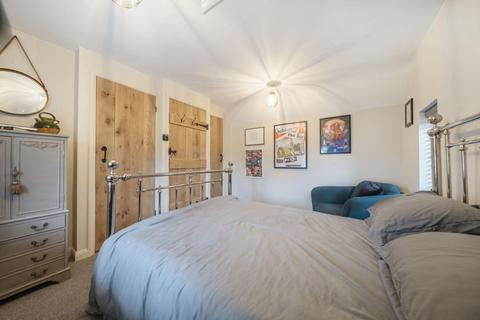 25c Corn Street, Witney, OX28 6DB