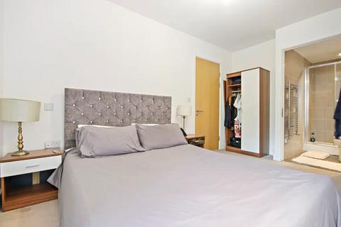 2 bedroom flat for sale, Vermilion building , 30 Barking Road, London E16