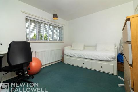 34 Trinity Road, Retford, DN22 7QB