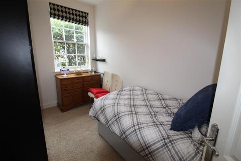 2 bedroom apartment for sale, Kiers Court, Horwich, Bolton