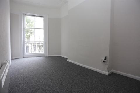 1 bedroom flat to rent, Lansdowne Place, Hove