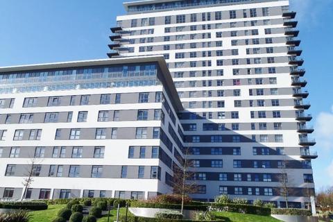 2 bedroom flat to rent, Skyline Plaza, Basingstoke RG21