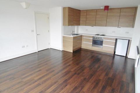 2 bedroom flat to rent, Skyline Plaza, Basingstoke RG21